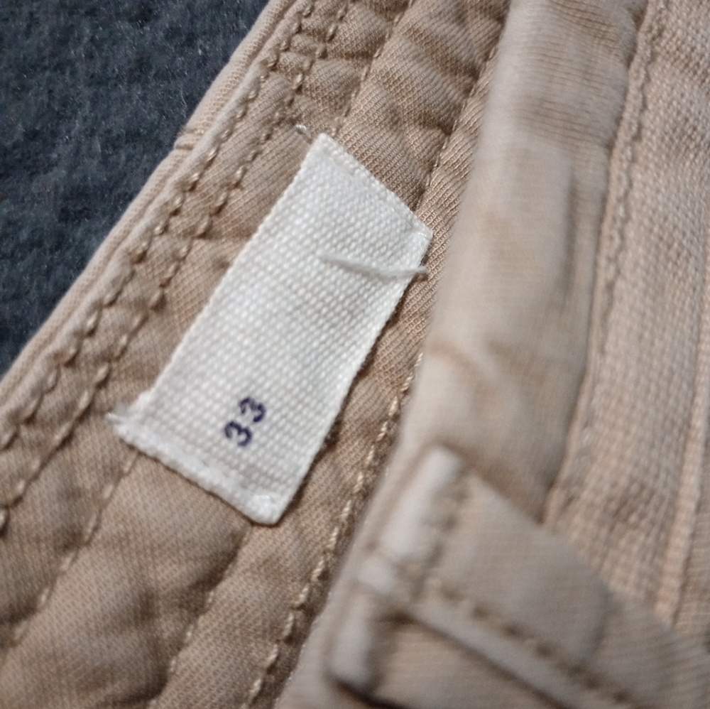 Lot Of 2 GAP Chino Shorts Heavyweight Gray Khaki Mens 33 - Picture 4 of 7